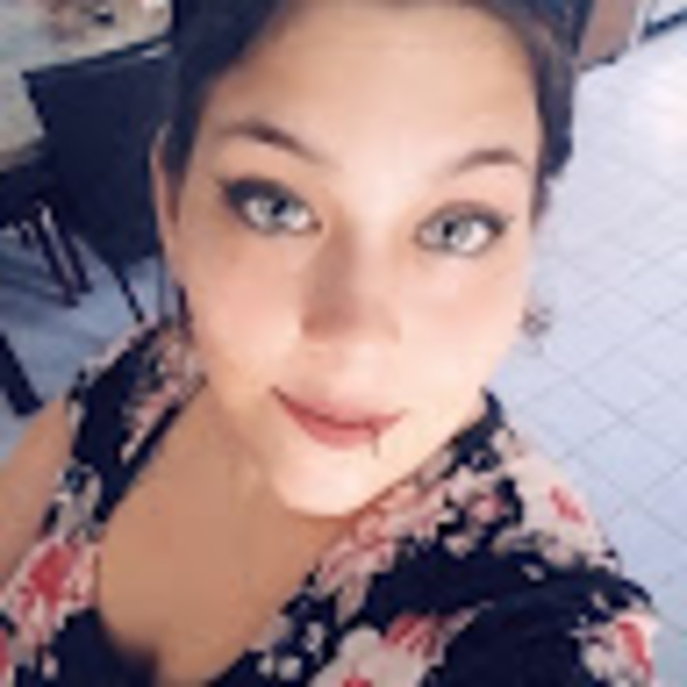 Meet your Posher, Brandi